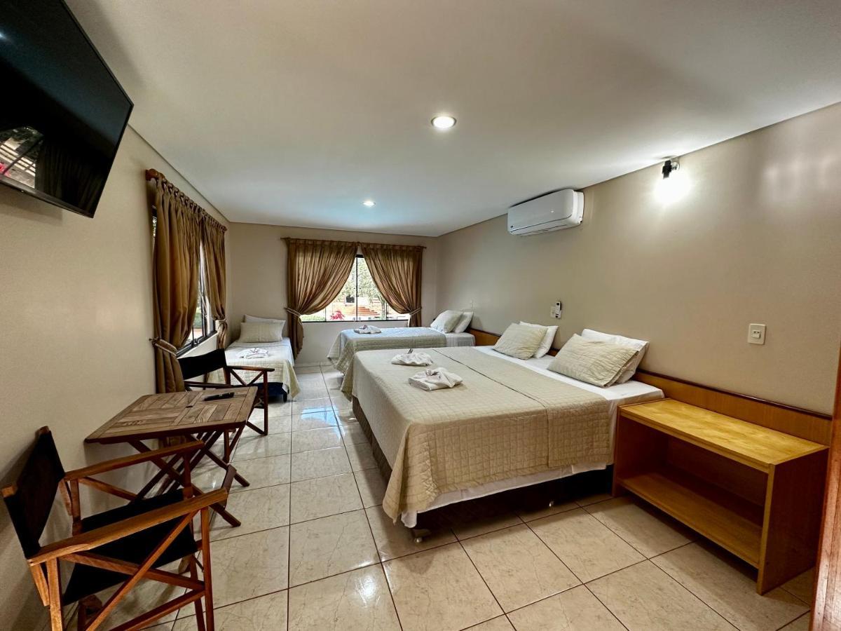Parque Hotel Manantial Hohenau المظهر الخارجي الصورة