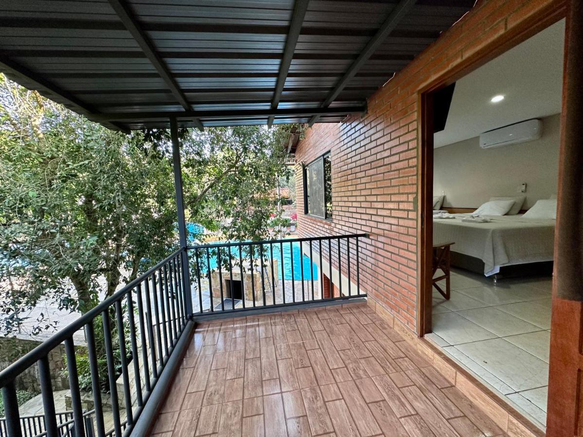Parque Hotel Manantial Hohenau المظهر الخارجي الصورة