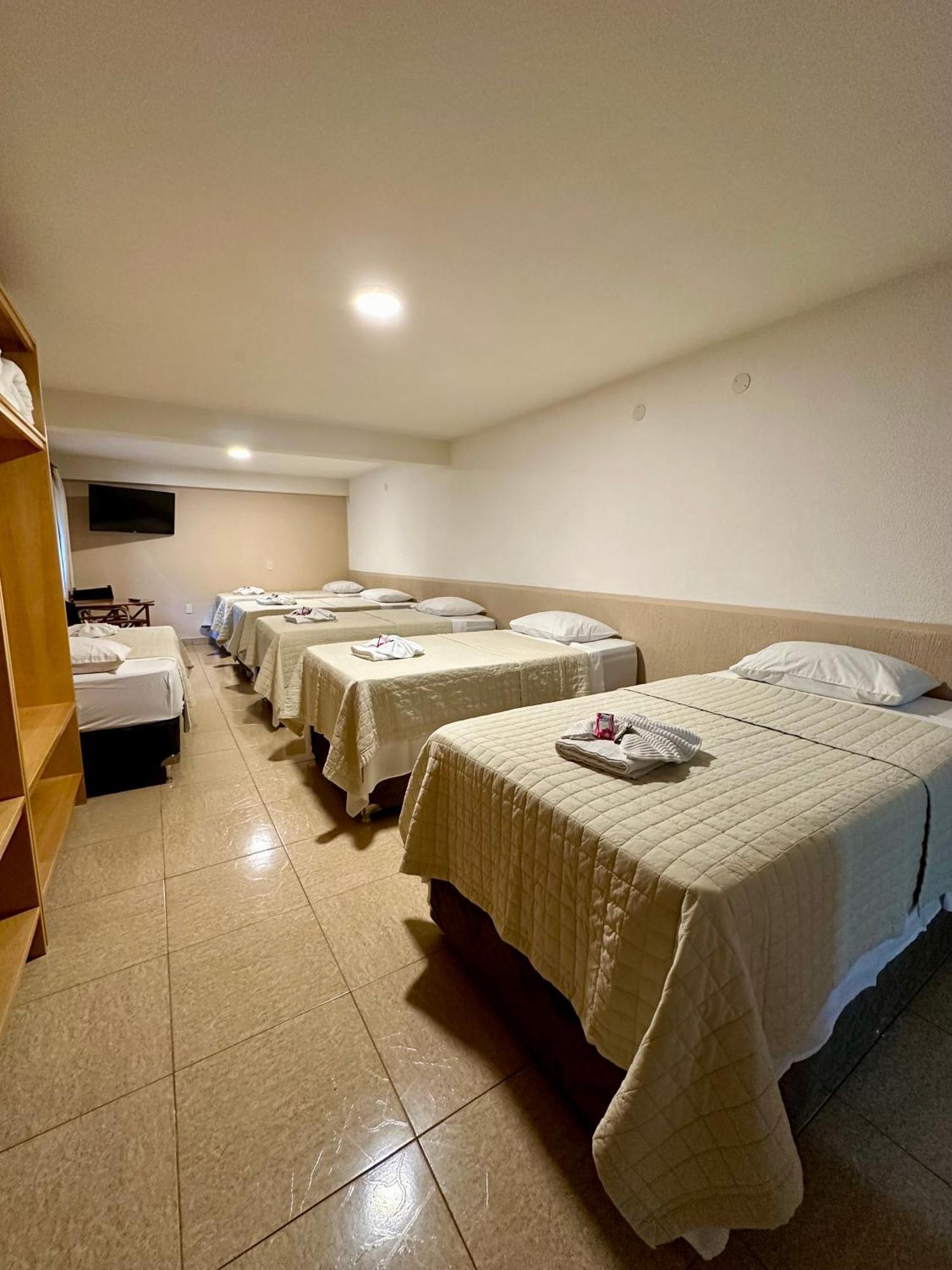 Parque Hotel Manantial Hohenau المظهر الخارجي الصورة